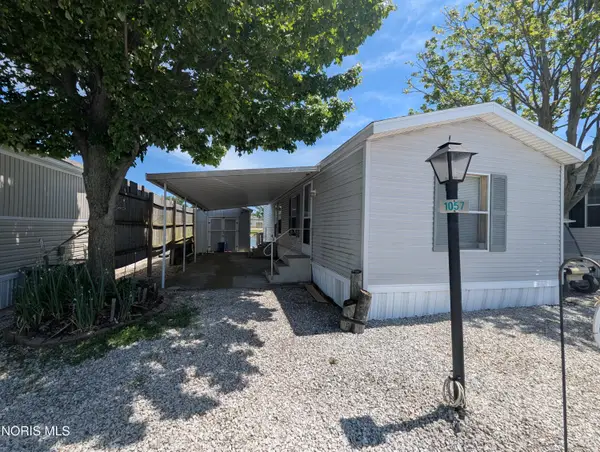 1057 E Sister Lane # E, Oak Harbor, OH 43449