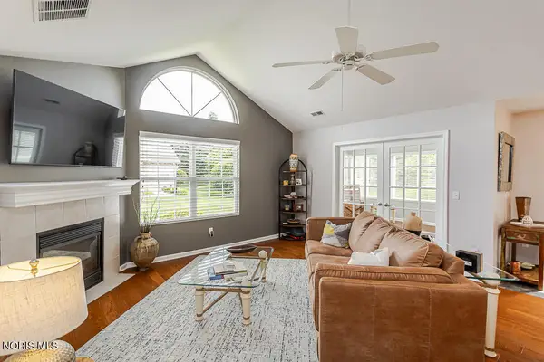 6112 Quarrys Edge Lane, Sylvania, OH 43560