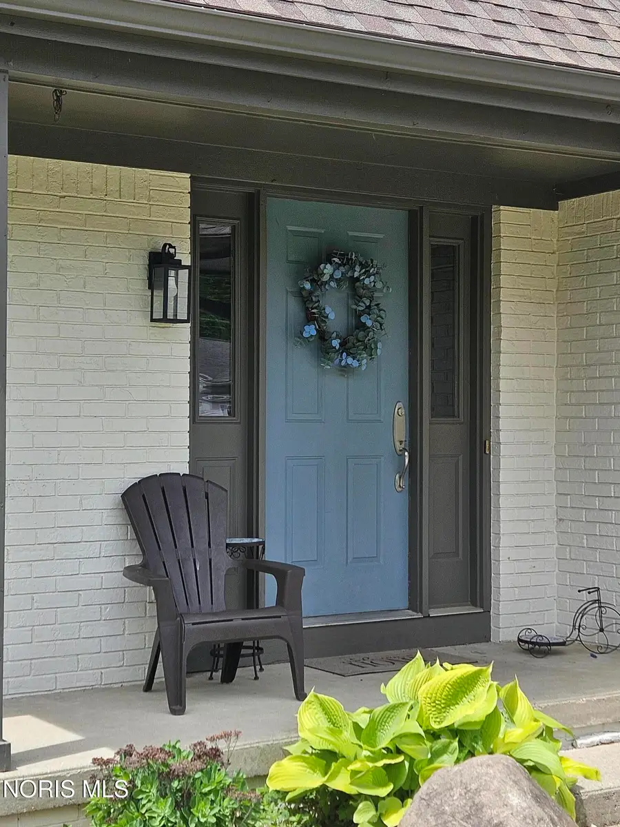 6504 Oakbrook Drive, Whitehouse, OH 43571 - #3