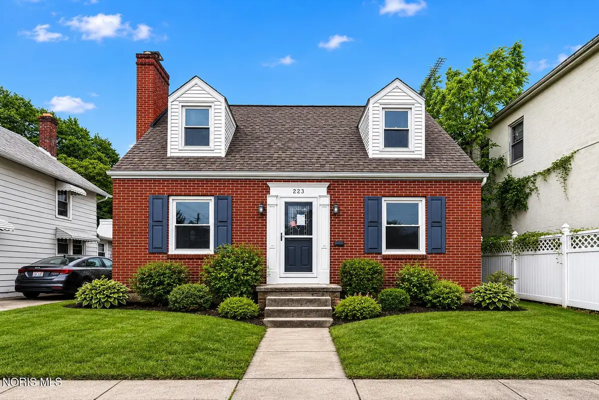 223 Summit Street, Fostoria, OH 44830 - #1