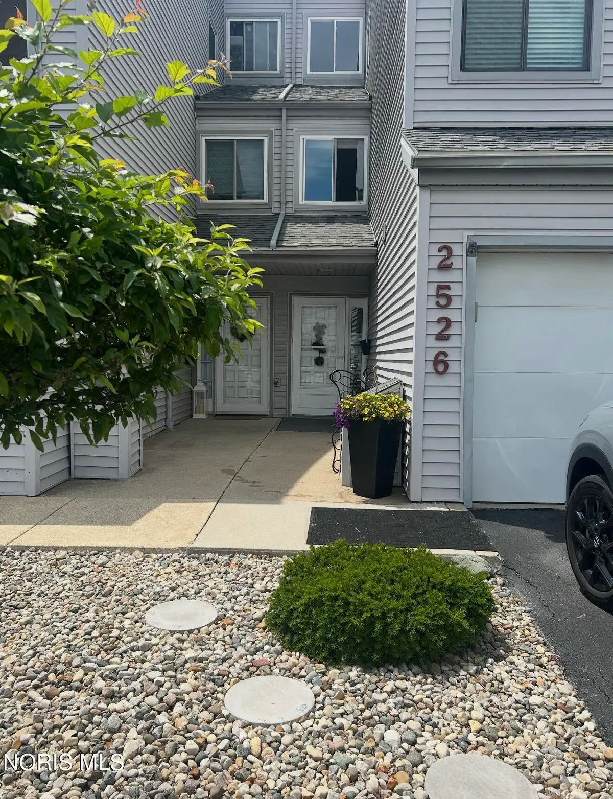 2526 W Village Drive, Toledo, OH 43614 - #1