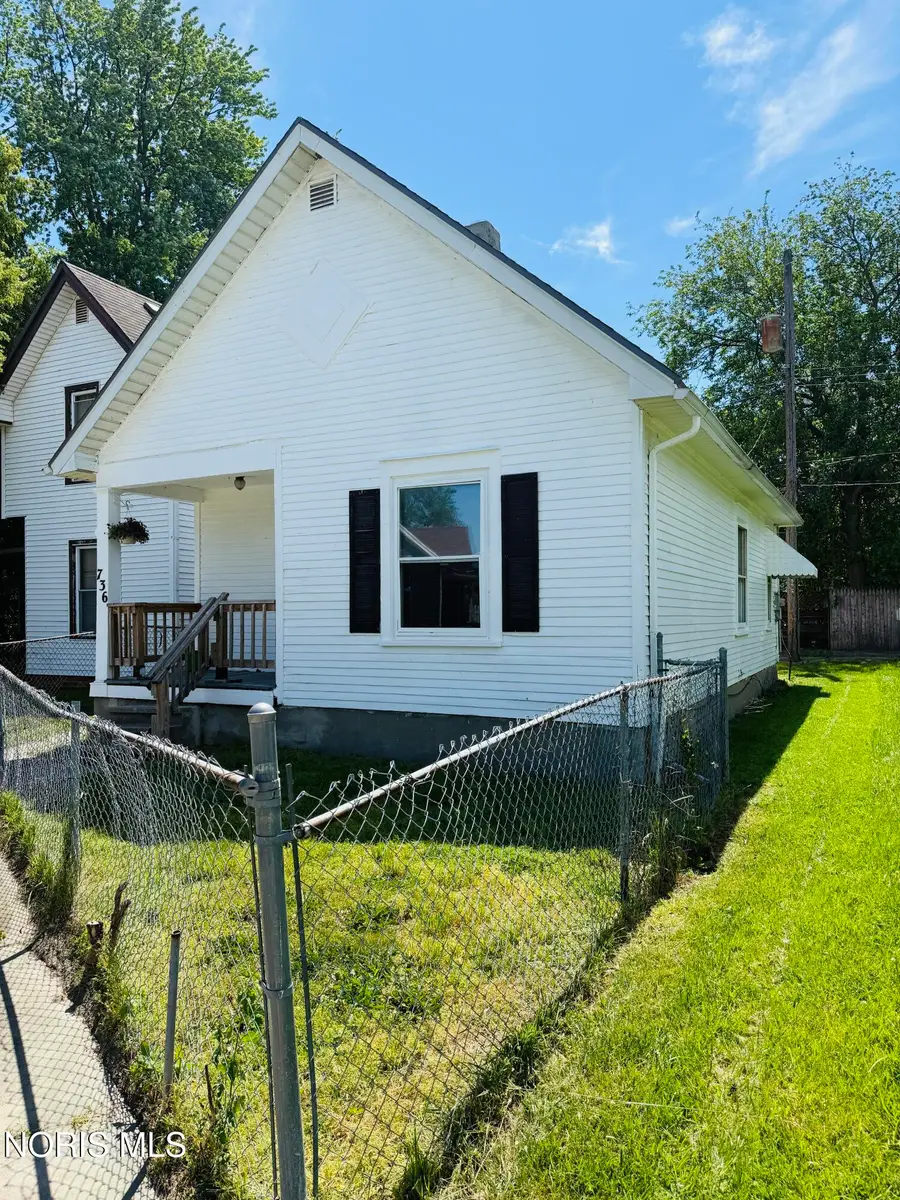 736 Thayer Street, Toledo, OH 43609 - #3