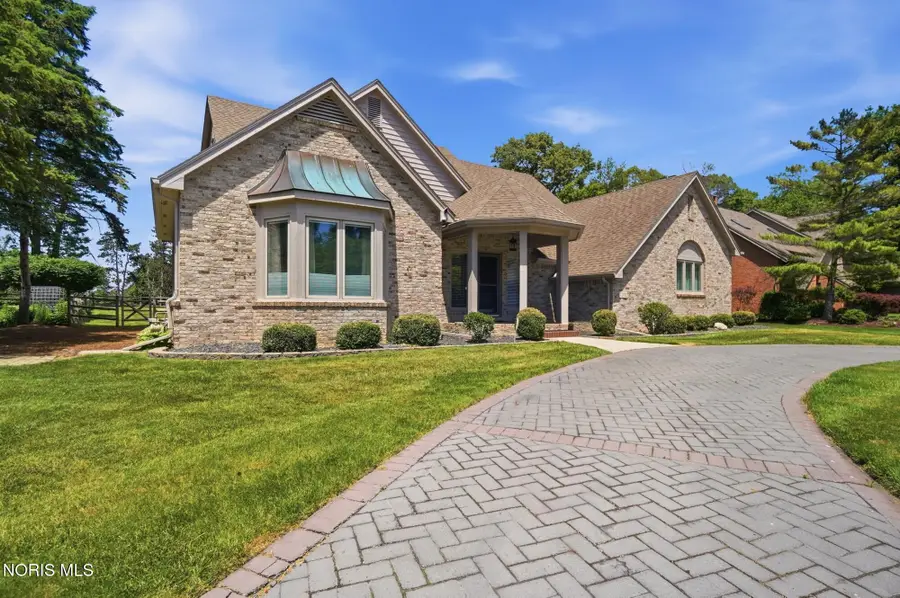 7202 Oak Hill Drive, Sylvania, OH 43560 - #2