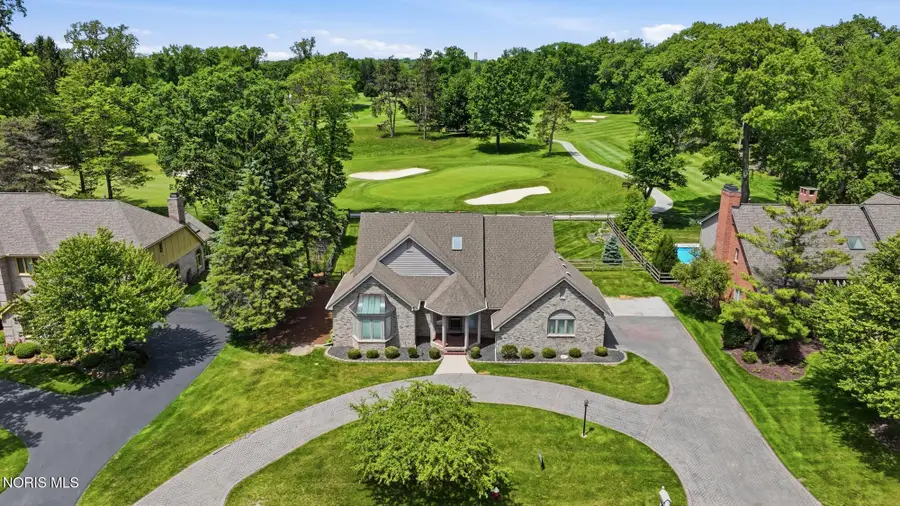 7202 Oak Hill Drive, Sylvania, OH 43560 - #3
