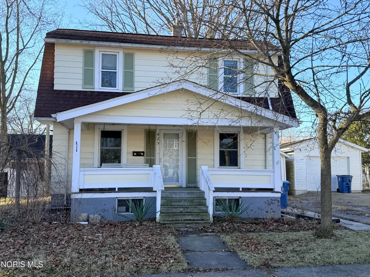 425 Oakwood Avenue, Bryan, OH 43506 - #1