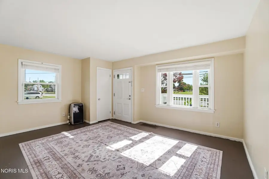4325 Suder Avenue, Toledo, OH 43611 - #3