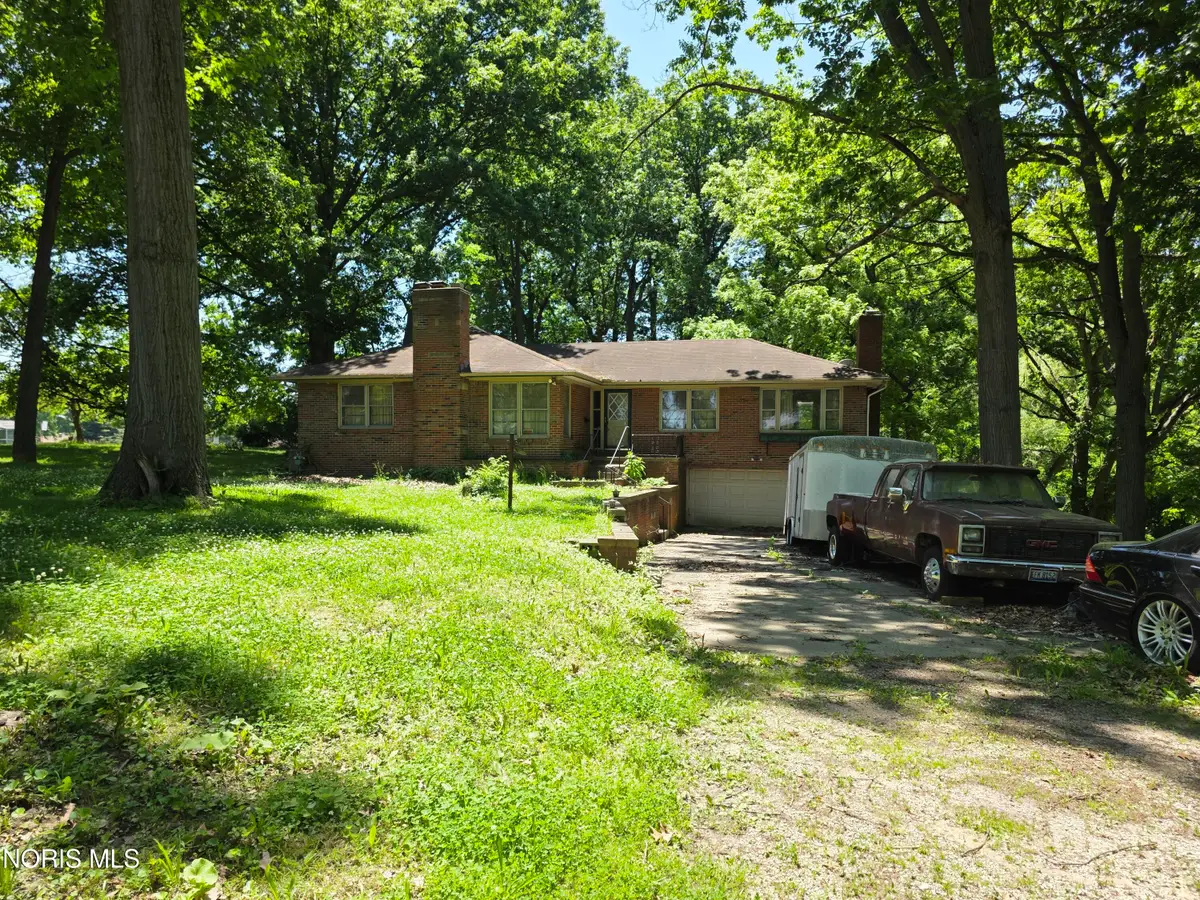 1011 Greenhills Road, Toledo, OH 43607 - #1