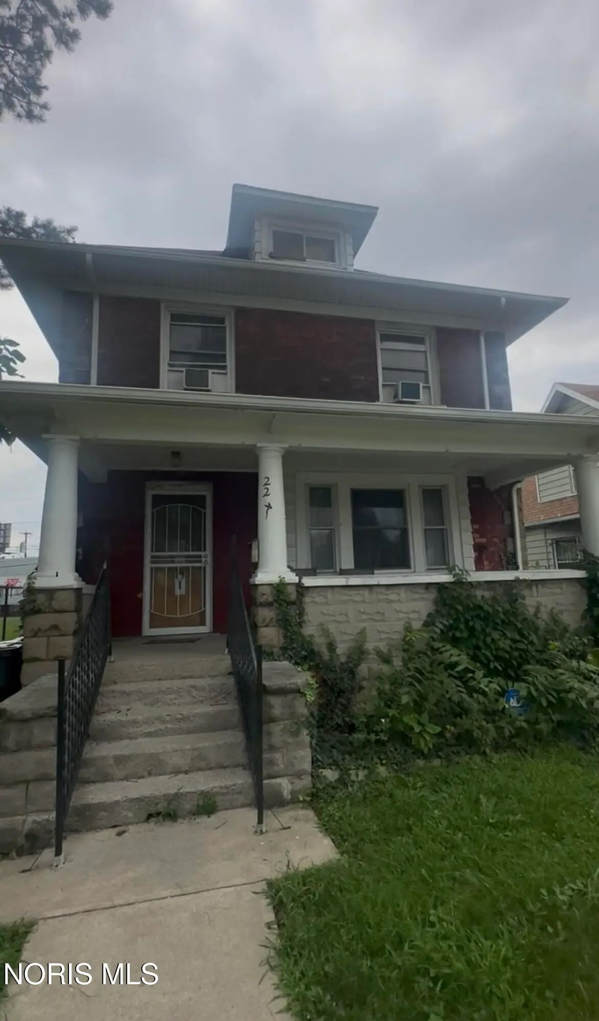 2241 Whitney Avenue, Toledo, OH 43606 - #1