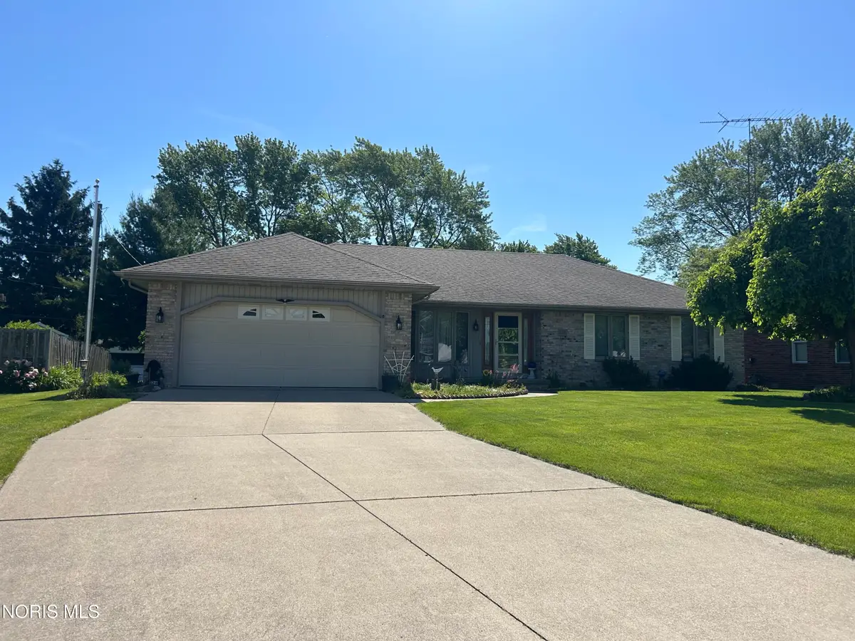 126 Luella Avenue, Oregon, OH 43616 - #1