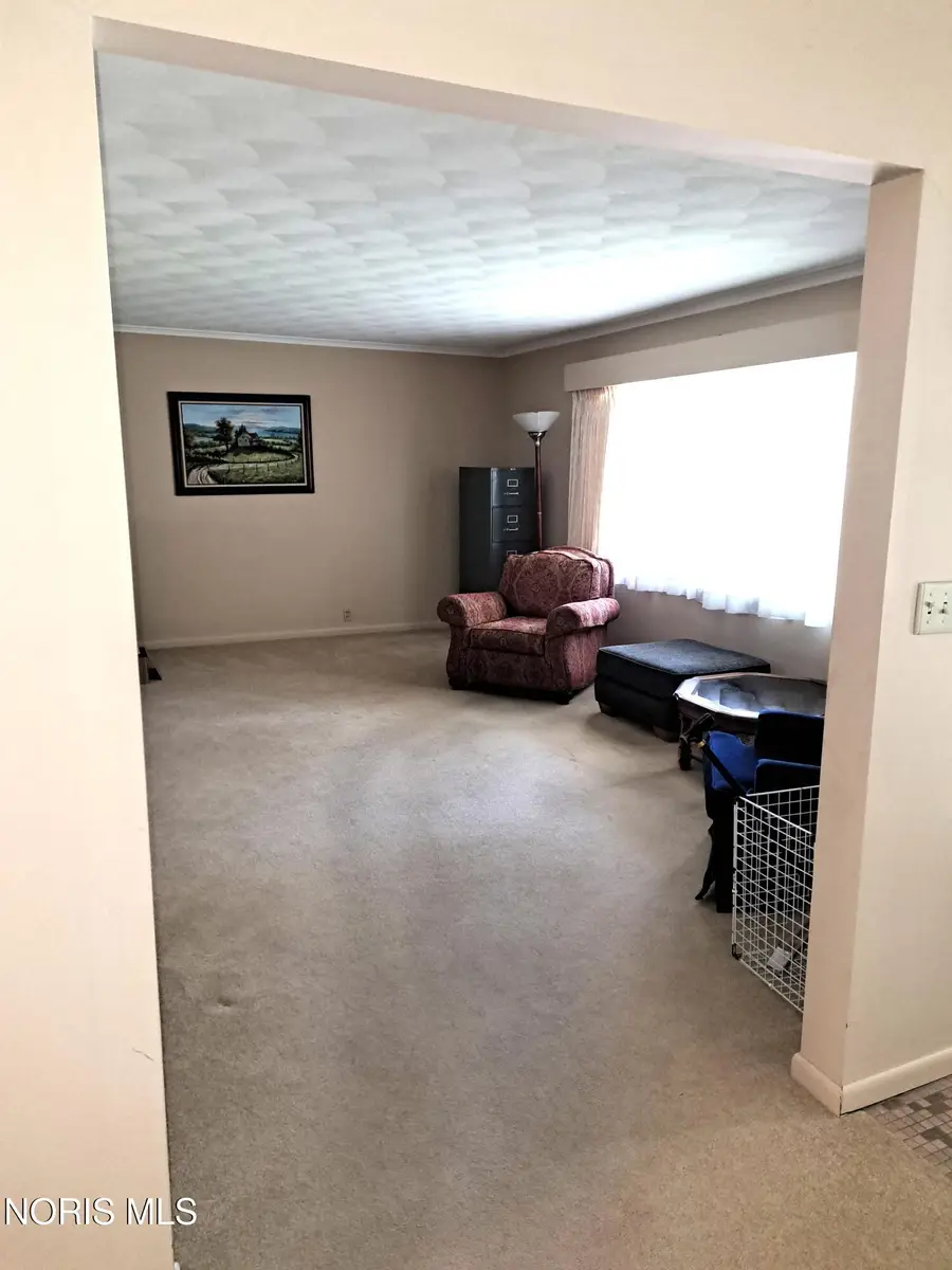 300 Mohican Road, Findlay, OH 45840 - #3