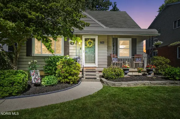 1744 Heatherdowns Boulevard, Toledo, OH 43614