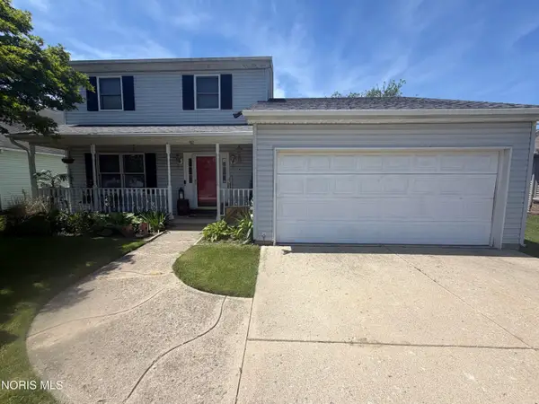 1937 Carvelle Drive, Northwood, OH 43619
