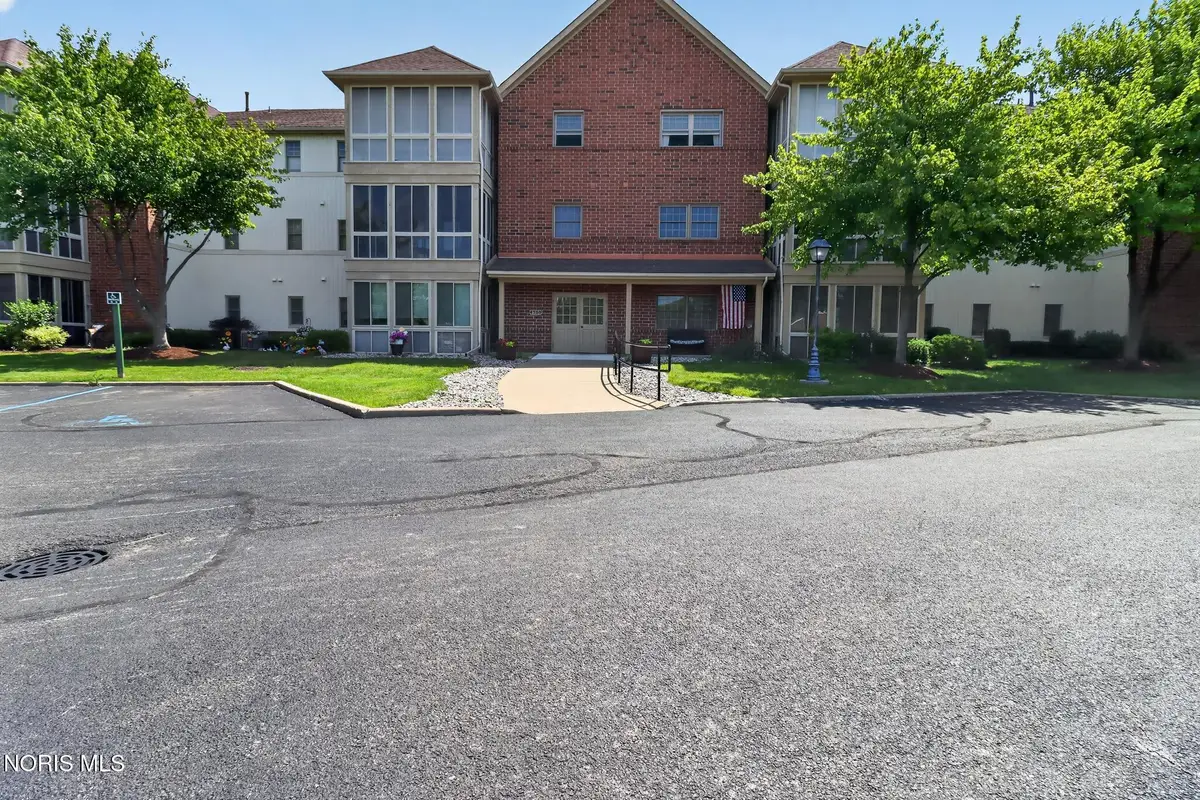 4730 Glendale Avenue #Apt 210, Toledo, OH 43614 - #1