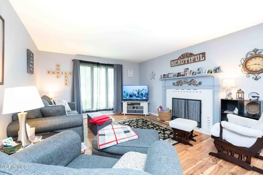 1932 Queenswood Drive, Findlay, OH 45840 - #3