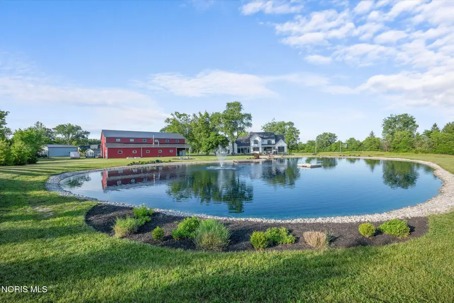 4950 Black Road, Monclova, OH 43542 - #2