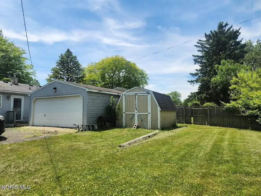 1802 Newport Avenue, Toledo, OH 43613 - #3
