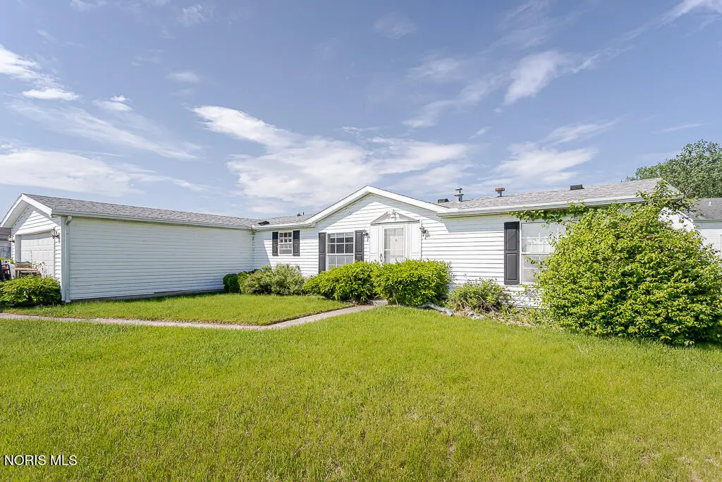 1174 Greystone Parkway, Toledo, OH 43615 - #1