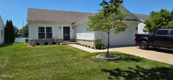 1513 Cogans Lane, Bowling Green, OH 43402