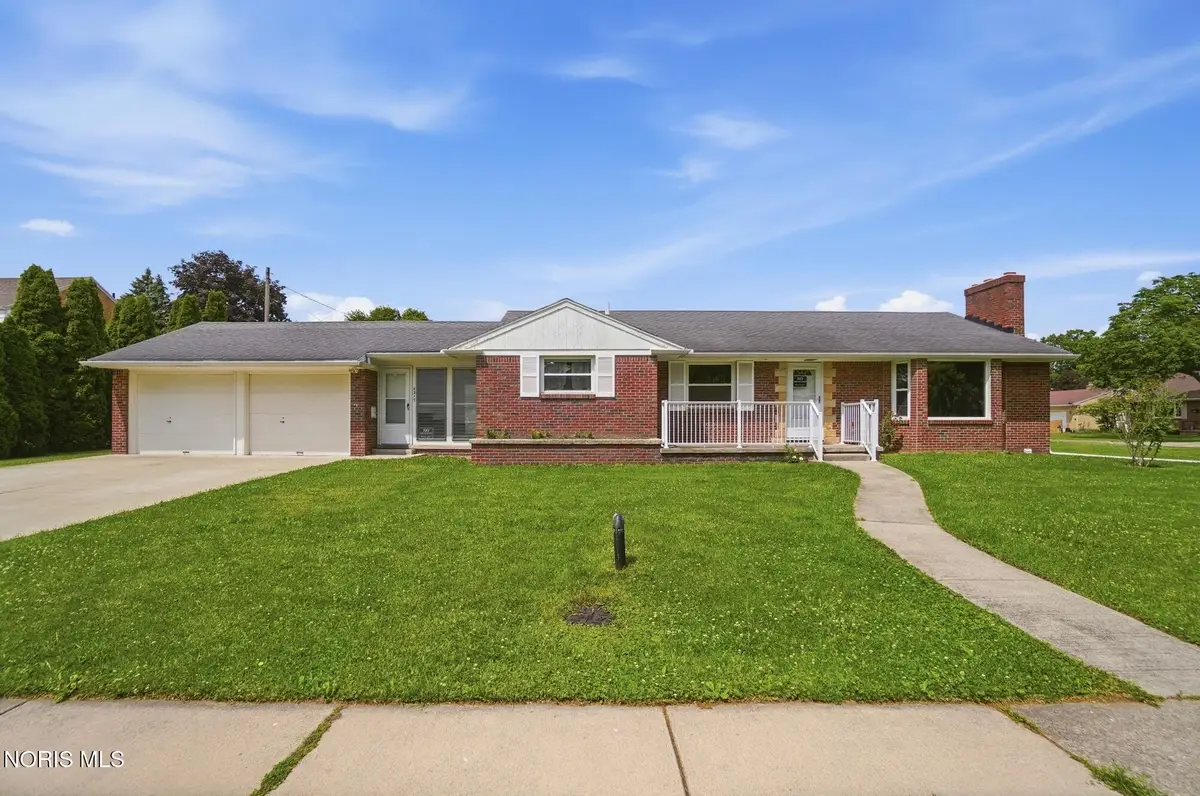 4317 Drummond Road, Toledo, OH 43613 - #1