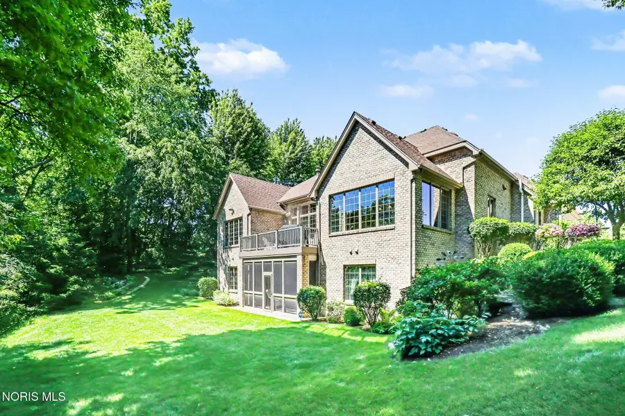 3401 Swan Ridge Lane, Maumee, OH 43537 - #2