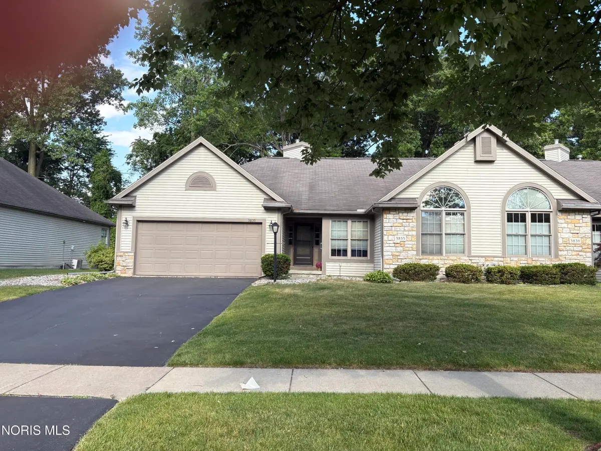 3835 Hampstead Drive, Sylvania, OH 43560 - #1