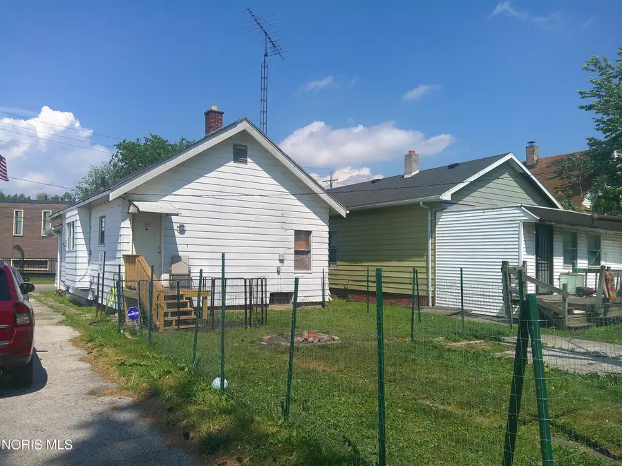729 Chicago Street, Toledo, OH 43611 - #3