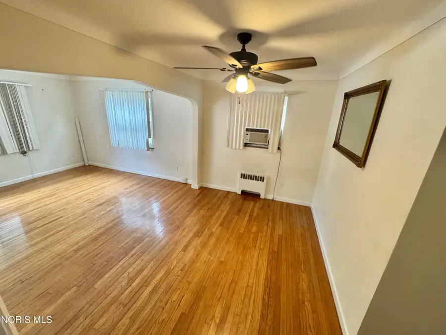 3726 Douglas Road, Toledo, OH 43613 - #3