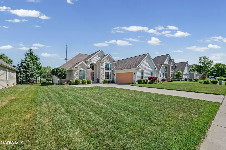 9360 Saint Angelas Way, Sylvania, OH 43560 - #2