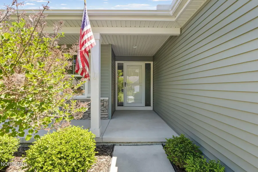 2048 Oakside Road, Toledo, OH 43615 - #3