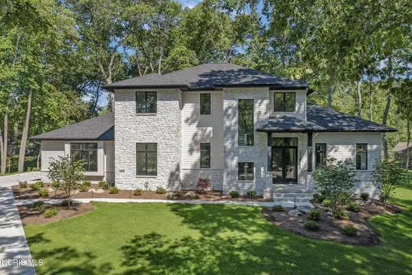 4864 Cinnamon Lane, Sylvania, OH 43560