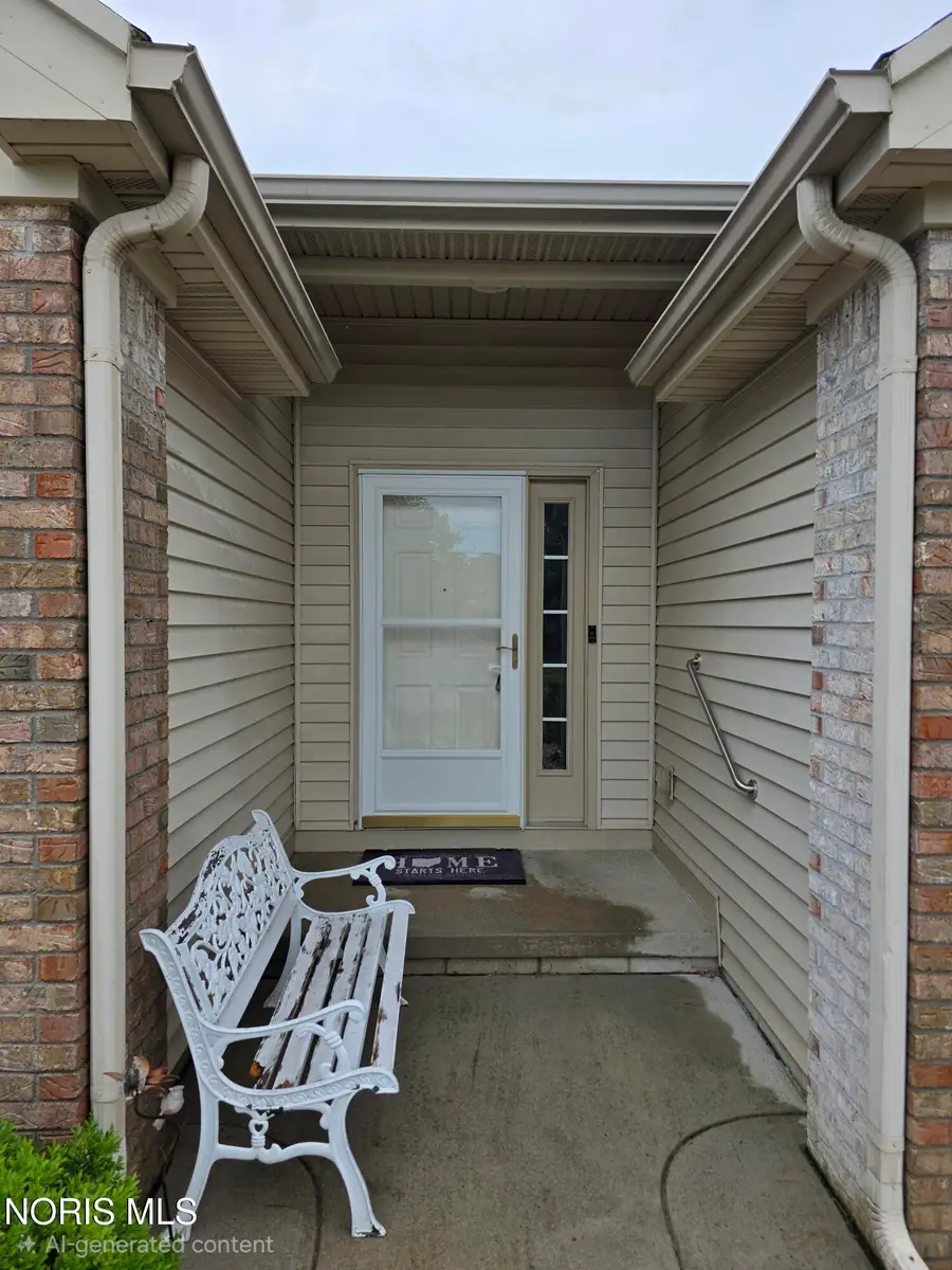 26380 Whitewater Drive, Perrysburg, OH 43551 - #3