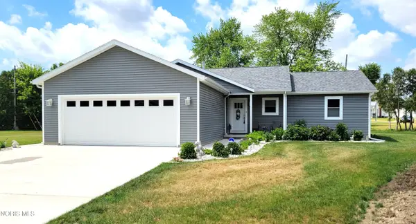 410 N Park Lane, Pioneer, OH 43554