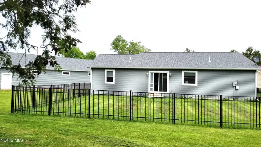 410 N Park Lane, Pioneer, OH 43554 - #2