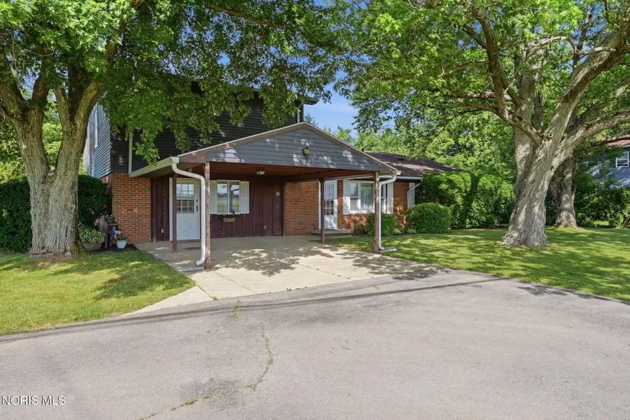 1171 Columbus Avenue, Fostoria, OH 44830 - #2