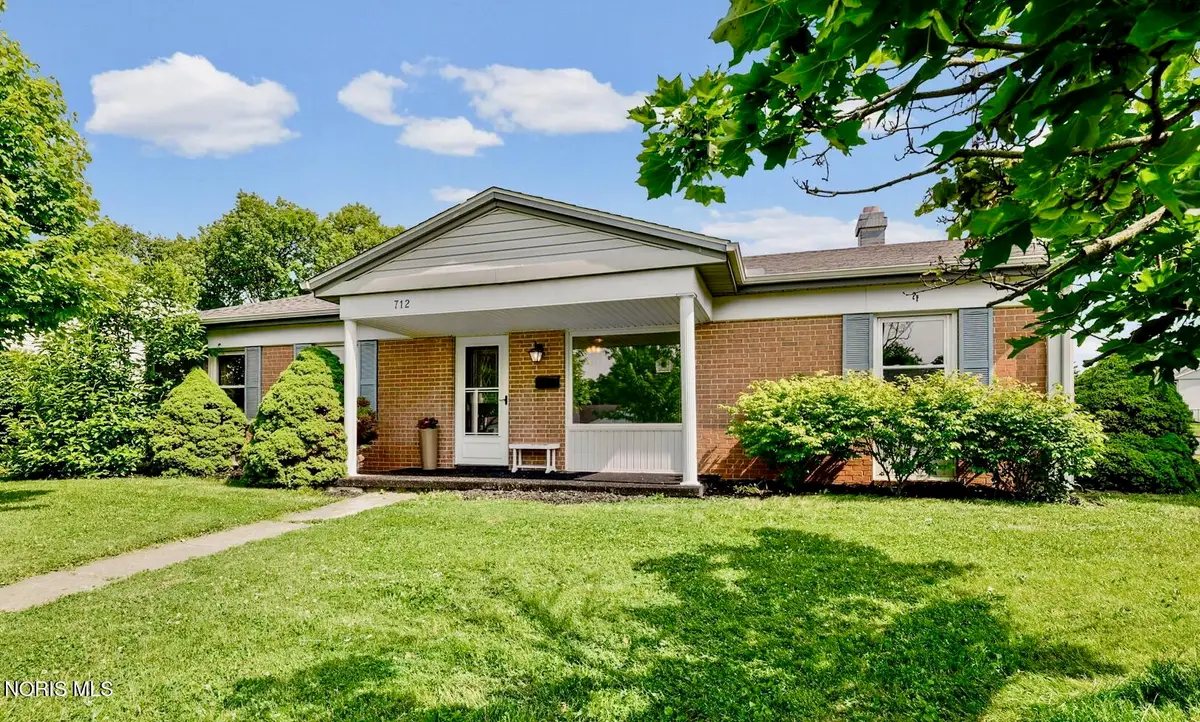 712 Charles Avenue, Findlay, OH 45840 - #1