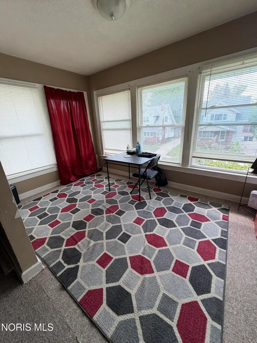 3934 Drexel Drive, Toledo, OH 43612 - #3