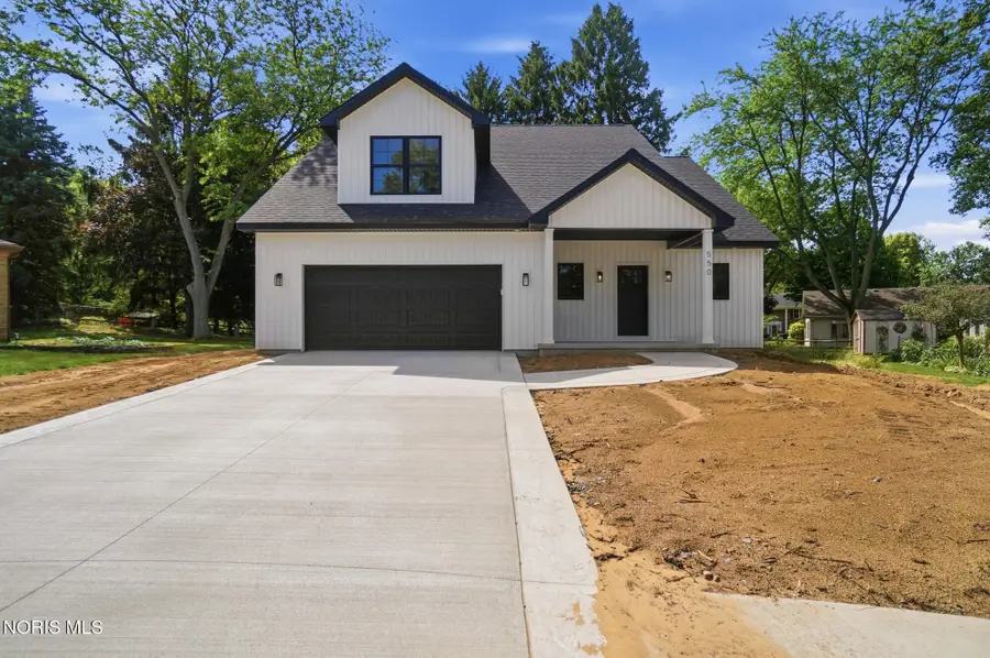550 Monroe Court, Bowling Green, OH 43402 - #2
