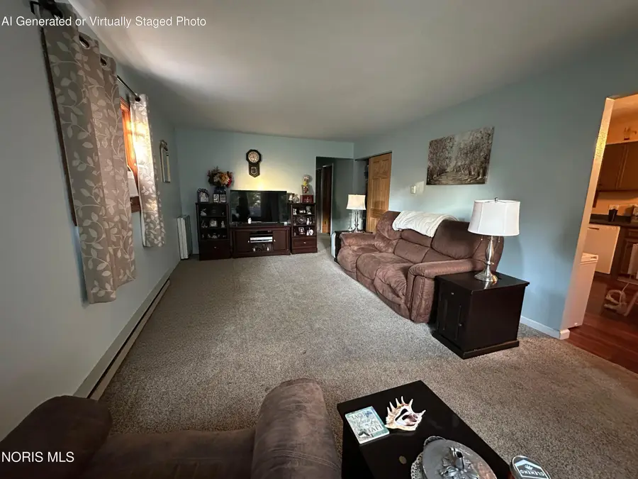 5862 Curson Drive, Toledo, OH 43612 - #2