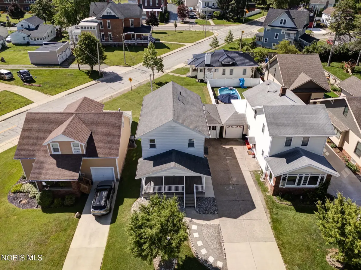 409 W Washington Street, Napoleon, OH 43545 - #1