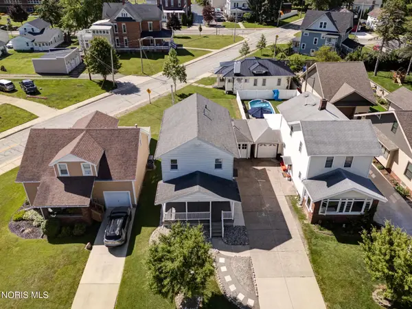 409 W Washington Street, Napoleon, OH 43545