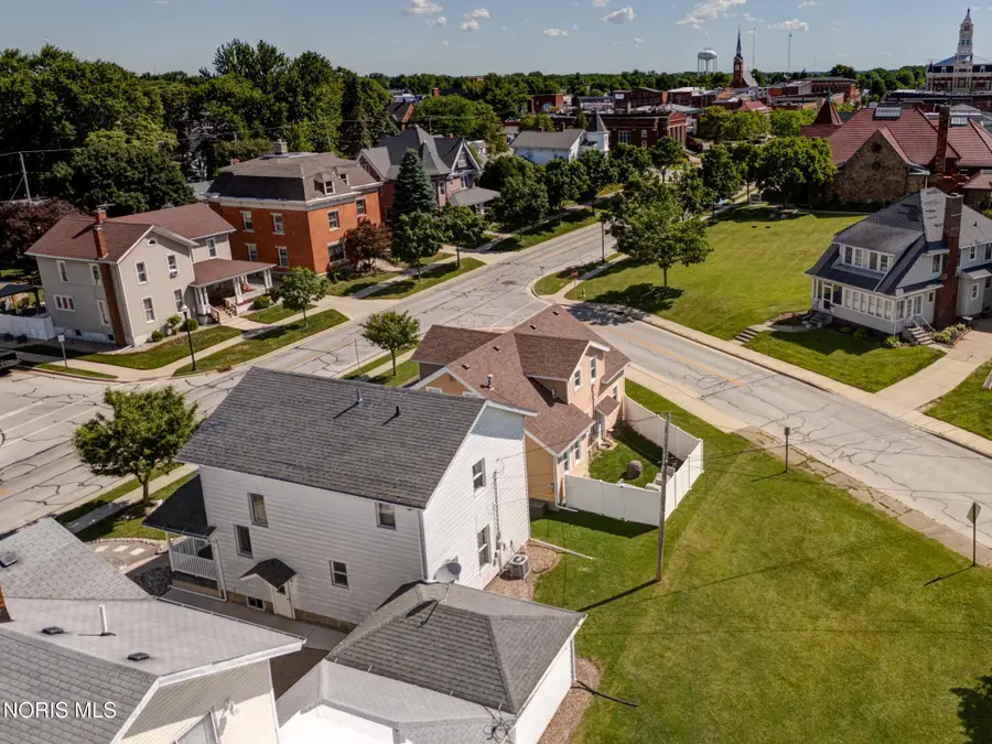 409 W Washington Street, Napoleon, OH 43545 - #2