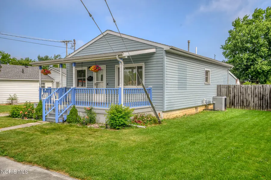 622 Mcdougal Street, Fostoria, OH 44830 - #2