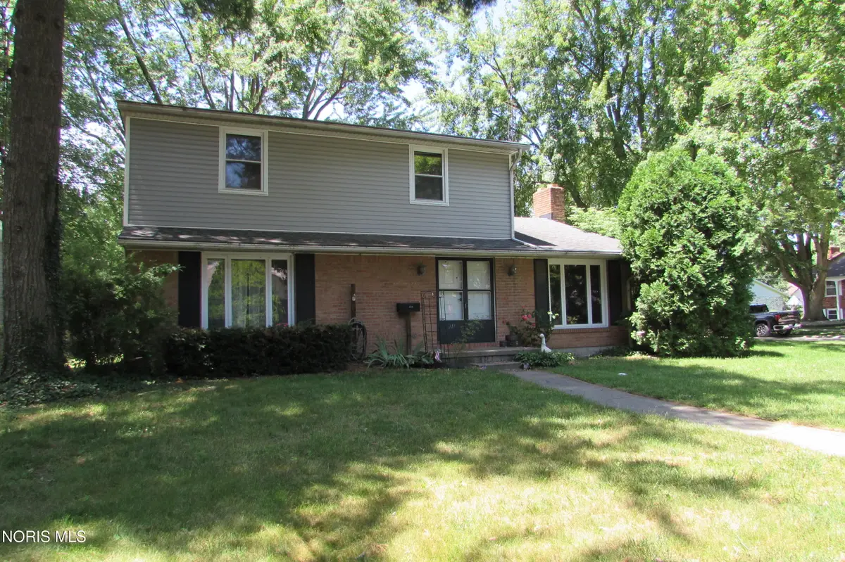 211 Cedar Lane, Waterville, OH 43566 - #1