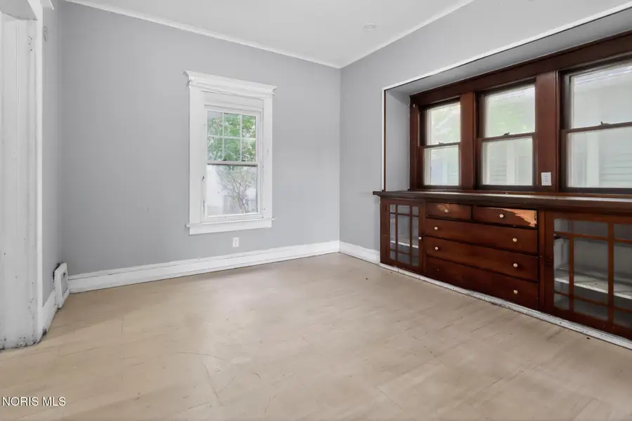 754 Spencer Street, Toledo, OH 43609 - #3