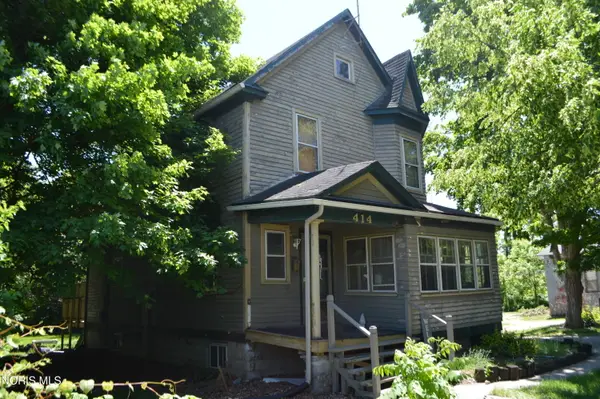 414 E High Street, Hicksville, OH 43526