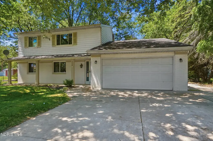 4430 Margrete Drive, Maumee, OH 43537 - #3
