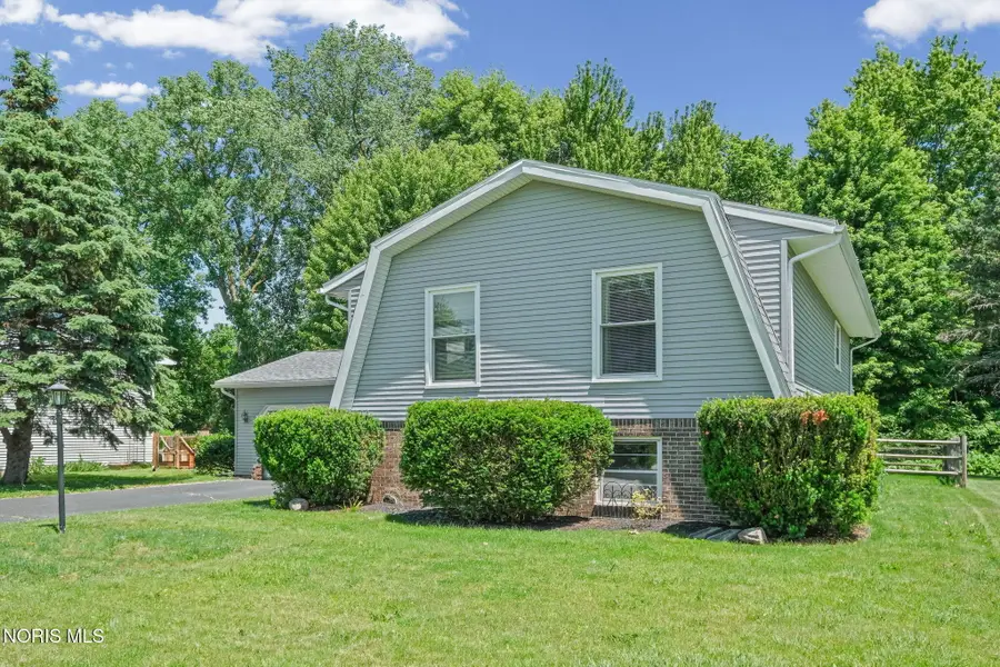 600 Wilkshire Drive, Waterville, OH 43566 - #2