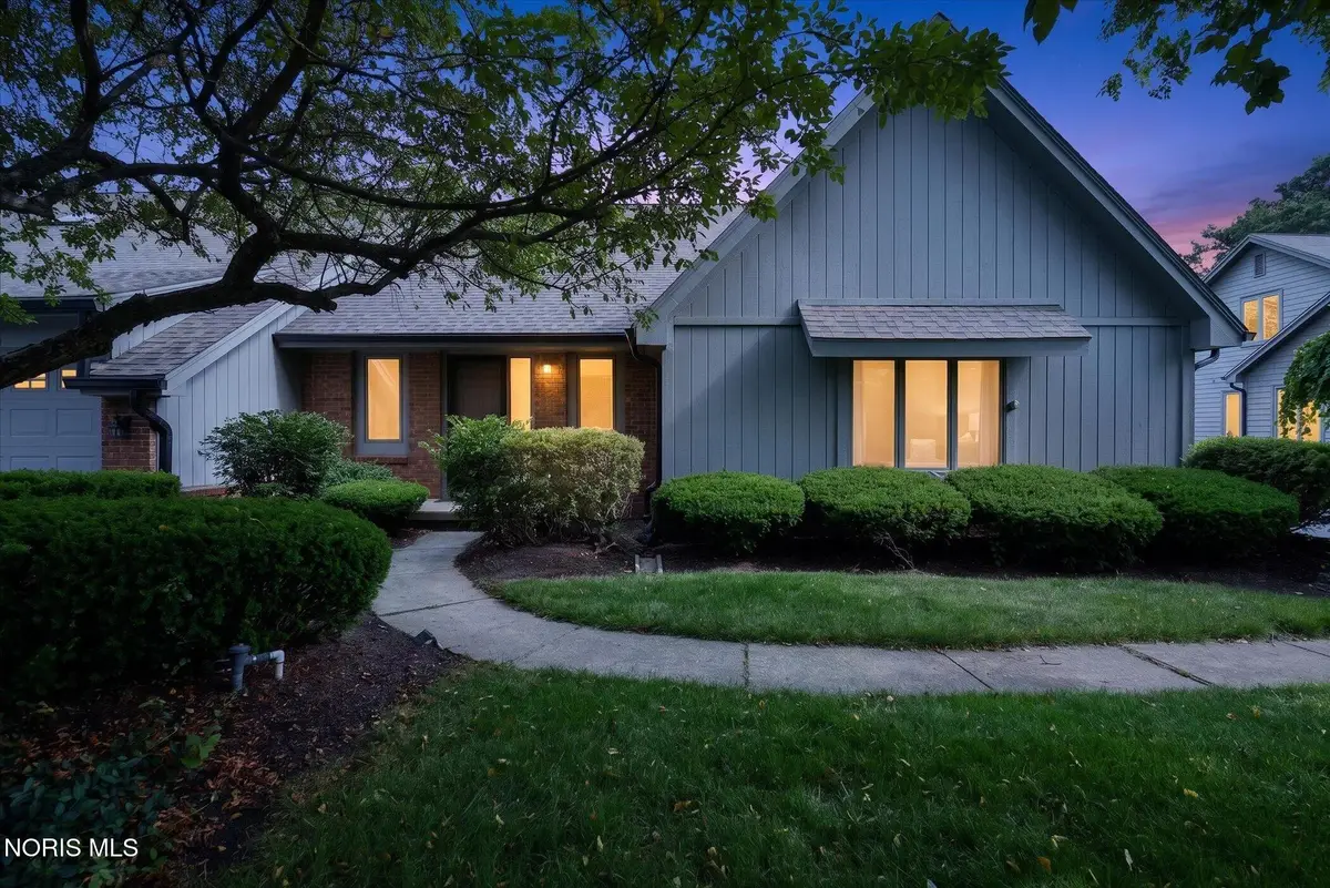 6820 Carrietowne Lane #6820, Toledo, OH 43617 - #1