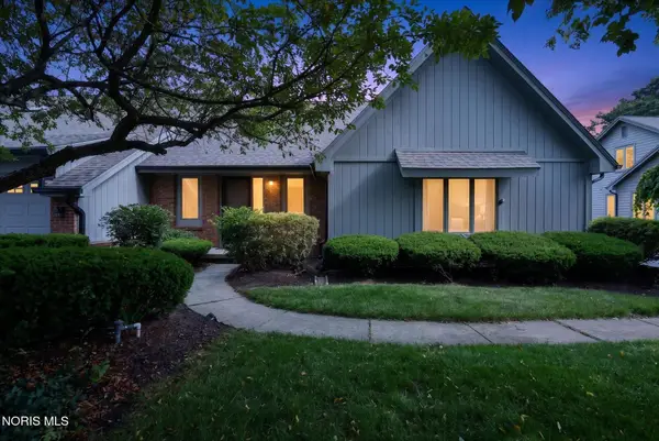 6820 Carrietowne Lane #6820, Toledo, OH 43617
