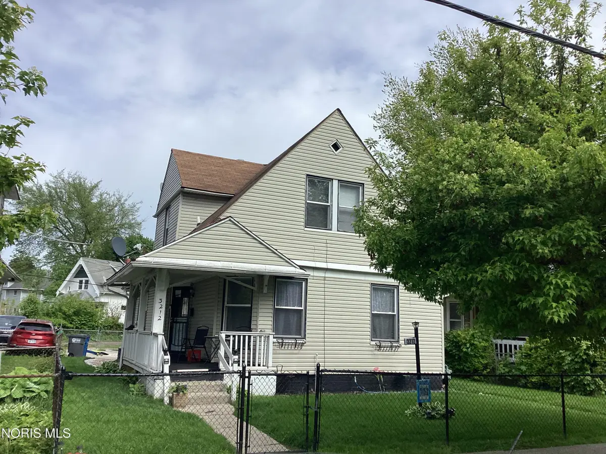 3212 Cambridge Street, Toledo, OH 43610 - #1